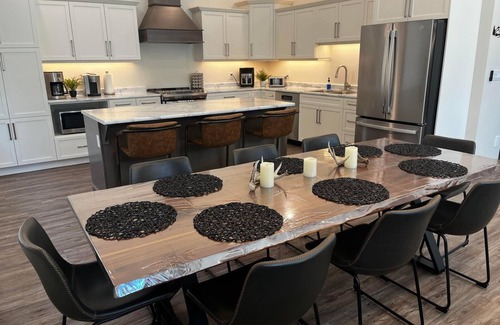 Canadian Rocky Mountain Parks Casa | The Highmark Cabin - Tres Habitaciones Casa, Capacidad 10