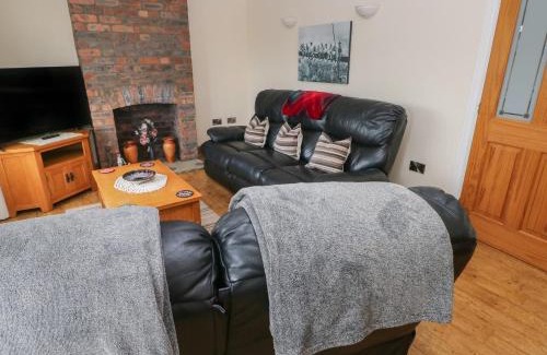 Burry Port Casa | Highmead