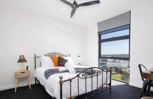 Charlestown Apartamento | Highpoint Lookout A Cool Charlestown Square Abode