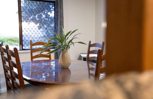 Atherton Casa | Highview Atherton