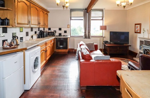 Oxenhope Cabaña | HIGHVIEW, admite mascotas, con un jardín en Haworth, Ref 1005115