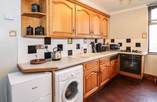 Oxenhope Cabaña | HIGHVIEW, admite mascotas, con un jardín en Haworth, Ref 1005115