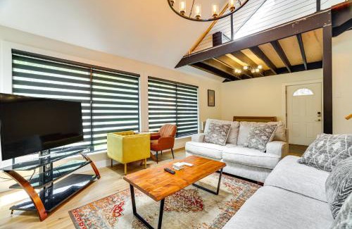Tobyhanna Casa | Hike and Fish Peaceful Family Cabin in Tobyhanna!