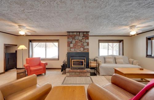 Franconia Casa | Hike and Ski Cabin with Fireplace in Franconia!