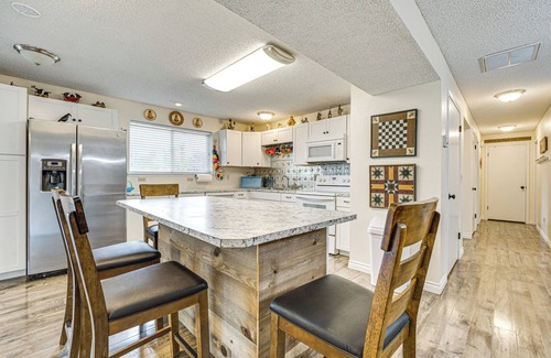 Selah Casa | Hike & Explore: Retreat w/Scenic Views in Selah!