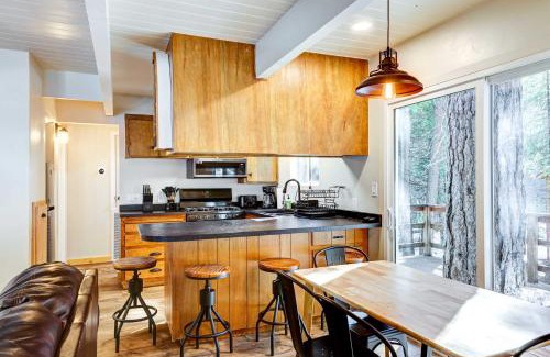 Cold Springs Casa | Hike, Fish and Explore California Cabin with Deck!