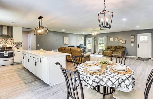 Silver Springs Casa | Hike, Fish & Explore: Retreat in Silver Springs!