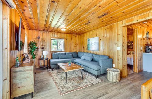 Lodi Casa | Hike, Fish, Unwind and Relax Lodi Lake Escape!