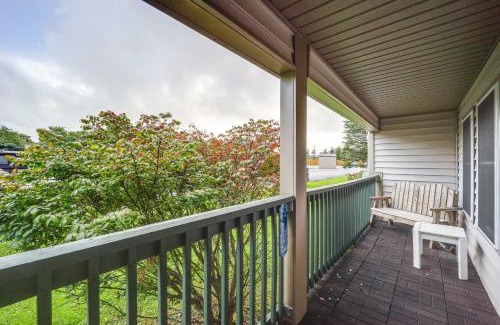 Banner Elk Apartamento | Hike, Golf and Ski Beech Mtn Condo with Resort Perks!
