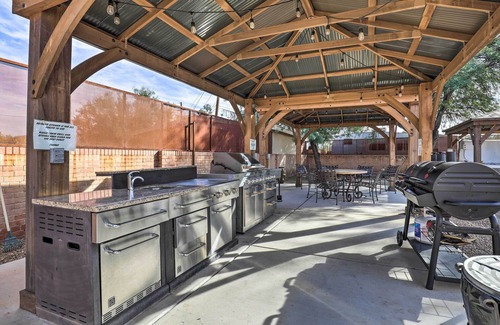 Tucson Cabaña | Exquisite Tucson Casita by Panto River Park Trail!