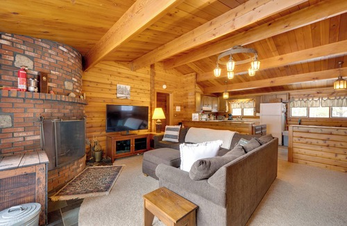 Franconia Cabina | Hike & Ski: Cabin w/ Fireplace in Franconia!