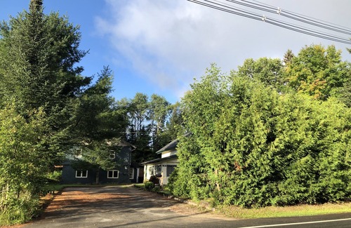 Lake Placid Apartamento | Hike & Ski Hideaway@Lake Placid, NY - 2 BR, sleeps 6, quiet, Whiteface 15m