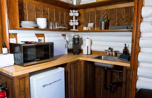 Mount Laguna Cabina | Hiker's Haven Summary