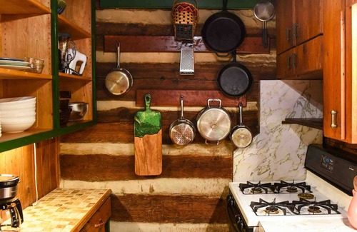 Nebo Cabina | Hikers Retreat in the Linville Gorge Forest