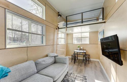 Manor Apartamento | Hiking and Creek Manor Tiny Home in Forest Retreat