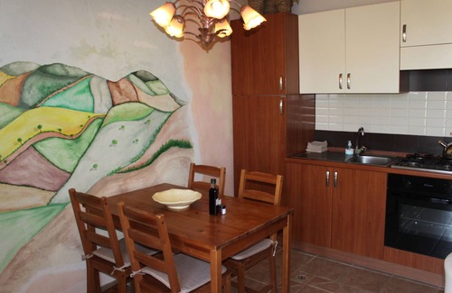 Monterosso Apartamento | Senderismo y disfrutar de la naturaleza en Le Marche, Italia en Cottage 'La Terra'
