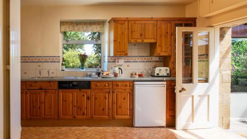Dowdeswell Casa | Hilcot Farmhouse
