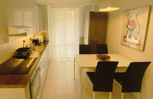 District 4 Apartamento | HildaThree