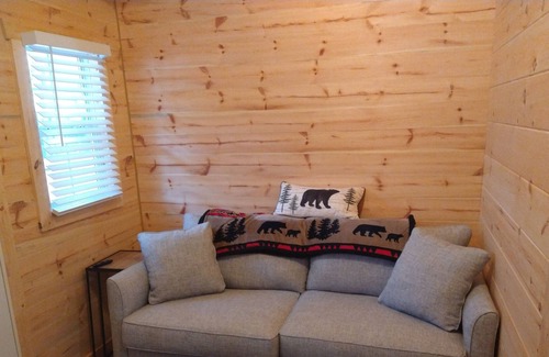 Hiles Cabina | Hiles-Pine Lake Campground
