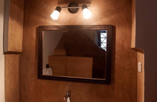 Stone Town Casa | Hiliki House