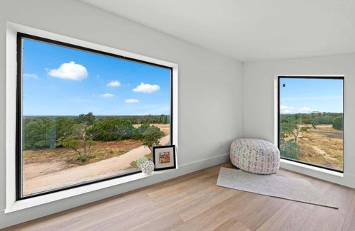 Kerrville Casa | Hill Country Escape W/views Plus, Hot-tub and Pet Friendly!