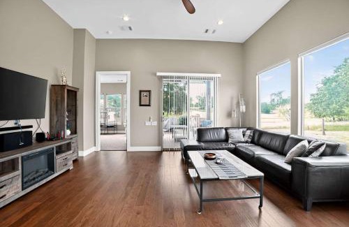 Horseshoe Bay West Casa | Hill Country Retreat & Casita