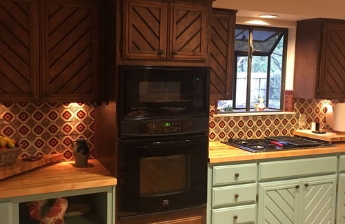 Helotes Casa | Hill countryview sunsets private nature hottubchimeneanat'l parksstablesgolf
