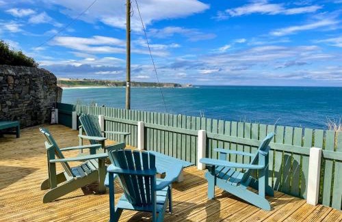 Cullen Casa | Hill Crest - cliff top cottage with stunning views