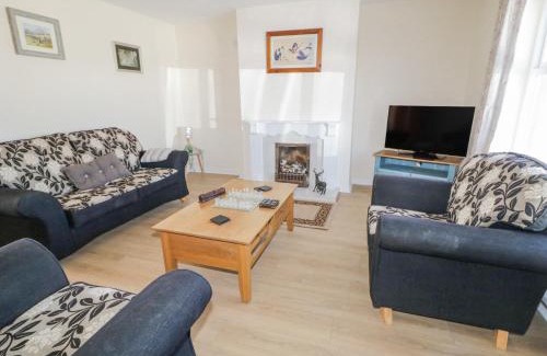 Armoy Casa | Hill House