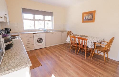Armoy Casa | Hill House