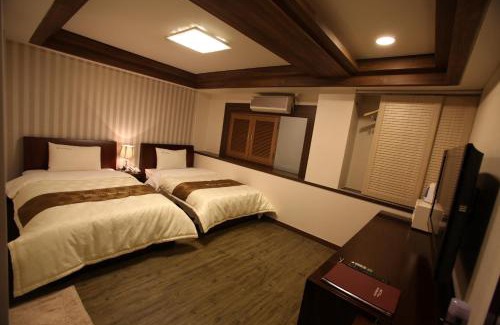 Hoehyeon-dong Hotel | Hill House Seoul Myeongdong