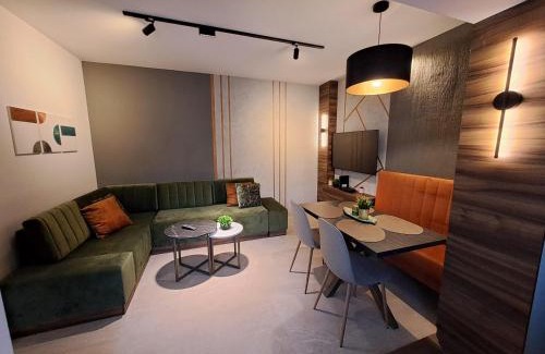 Nis Apartamento | HILL Lux Apartman 1, FREE Secure private yard PARKING 2 place, DESIGNER home & WI-FI rooms & SMART TVx3 & 2 Bedroom & Rooms & Apartments Nis