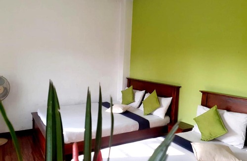 Hatton Casa | Hill Side Inn
