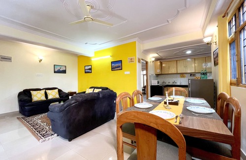 Shimla Cabaña | Hill Songey by Dumnu Homes