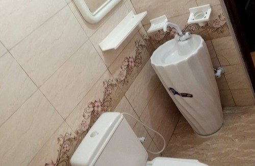 Karachi Casa | Hill View Guest House