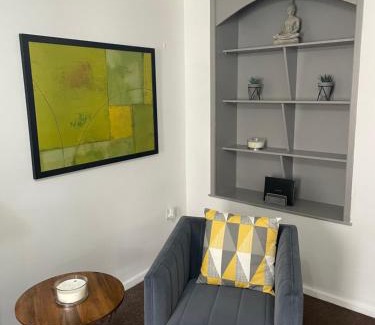 Newry Apartamento | Hill View House