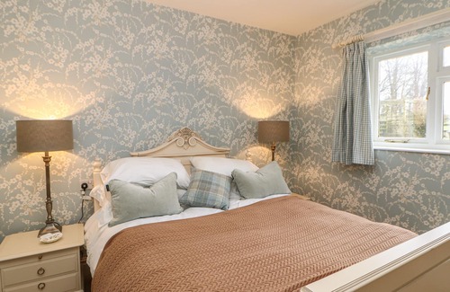 Walworth Casa | HILL VIEW, pet friendly, with open fire in Darlington