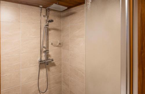 Akaslompolo Chalet De Esquí | Hillankukka