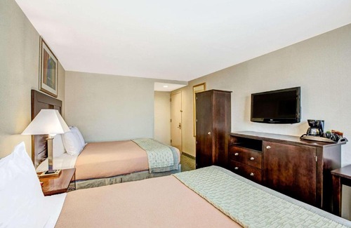 Queens Hotel | Hillcrest Hotel Near JFK Airtrain