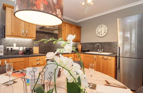 Boscundle Cabaña | HILLCROFT, family friendly, character holiday cottage in St Austell