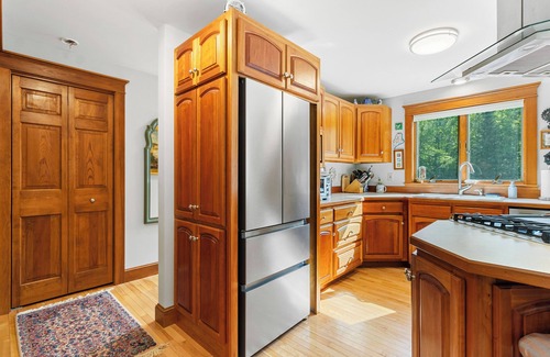 Rockport Casa | Hillhouse, tastefully decorated Maine home, close to downtown