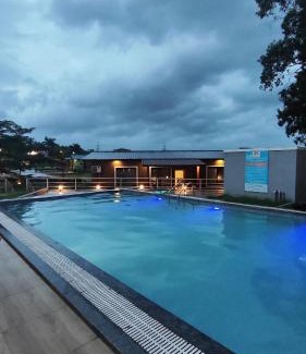Karjat Complejo | HillRock Resort & Villas, Neral-Karjat