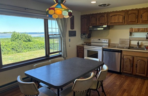 Biddeford Pool Casa | Hills Beach House - Saco Bay Rentals