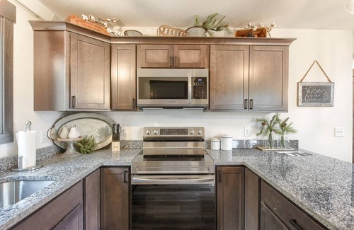 Deadwood Cabina | Hills Crew Hideout - Secluded with Hot tub!