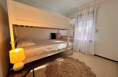 Mount Nasura Cabaña | Hills Gateway Retreat -Delightful cottage nestled in the hills south of Perth WA