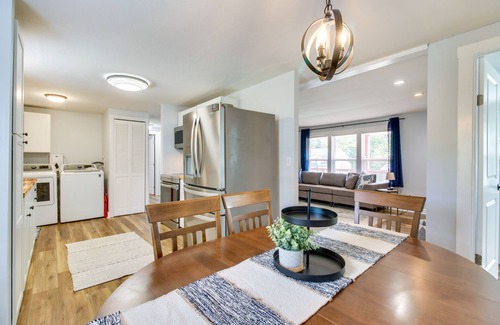 Hillsboro Casa | Hillsboro Hideaway w/ Private Hot Tub & Bunkhouse!