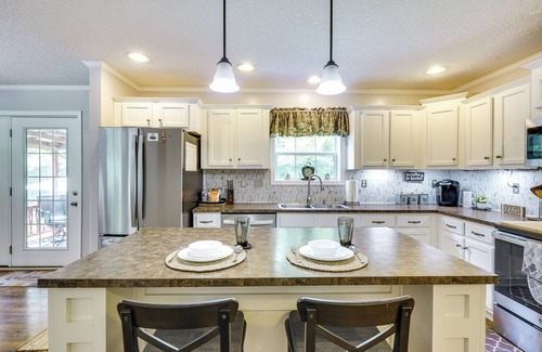 Hillsborough Casa | Hillsborough Vacation Rental ~ 18 Mi to Durham!