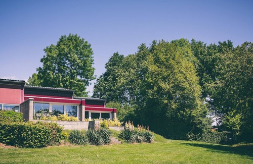 Strucht Casa | Bungalow cuidado con jardín, 4 km. Valkenburg