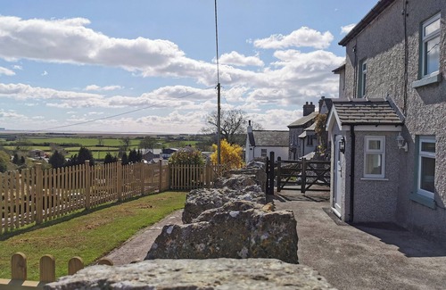 Allithwaite Cabaña | Hillside Farm Cottage