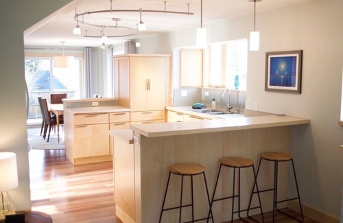 Grand Marais Casa | Hillside Harbor in Grand Marais | Views of Lake Superior